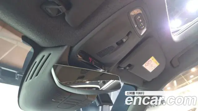 Volvo XC40 2020 — ფოტო 10/34