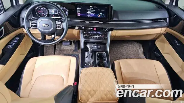 Kia Carnival 2021 — Фото 7/20