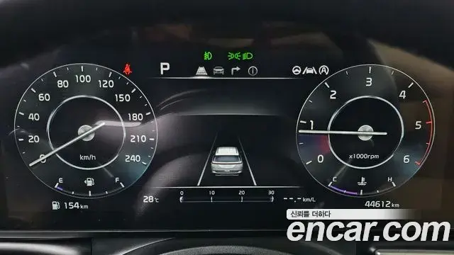 Kia Carnival 2020 — Фото 8/20