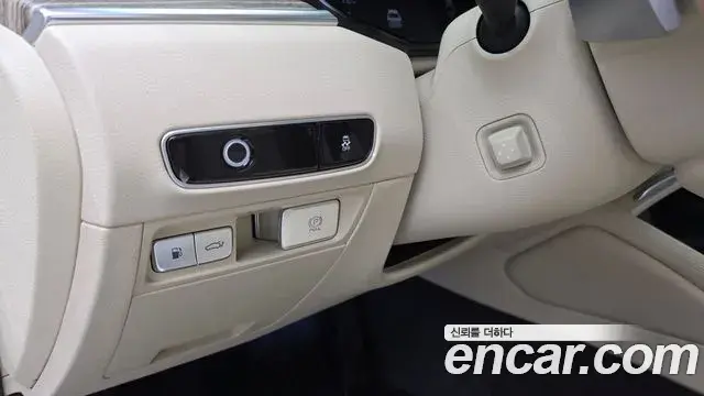 Kia The K9 2021 — Photo 19/20