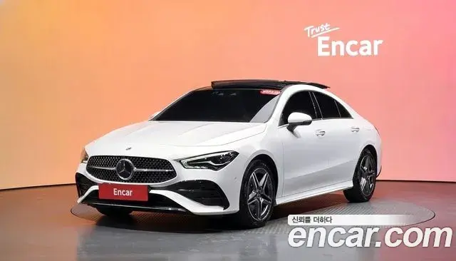 Mercedes-Benz CLA-Class 2024 — Фото 1/20