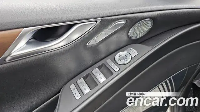 Genesis G80 2020 — Photo 1/35