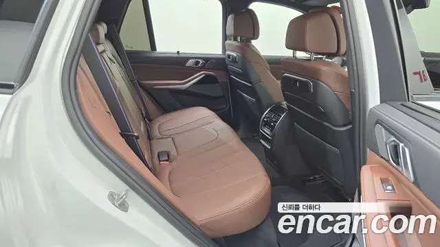 BMW X5 2025 — ფოტო 13/35