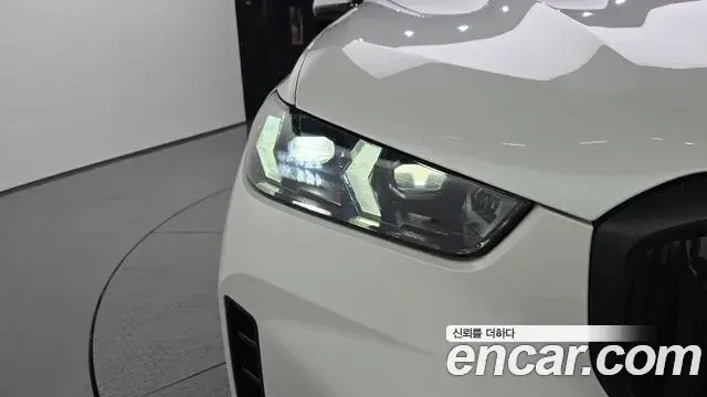 BMW X5 2025 — ფოტო 34/35