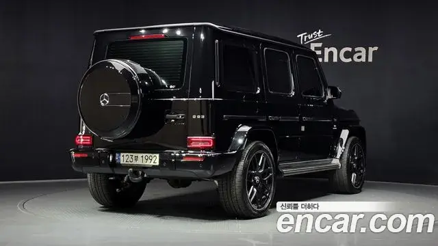 Mercedes-Benz G-Class 2021 — ფოტო 14/32