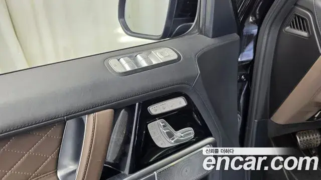 Mercedes-Benz G-Class 2021 — ფოტო 28/32