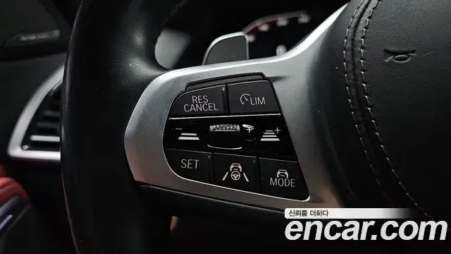 BMW X6 2020 — ფოტო 27/31