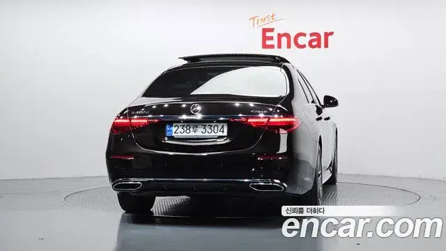 Mercedes-Benz S-Class 2023 — ფოტო 19/30