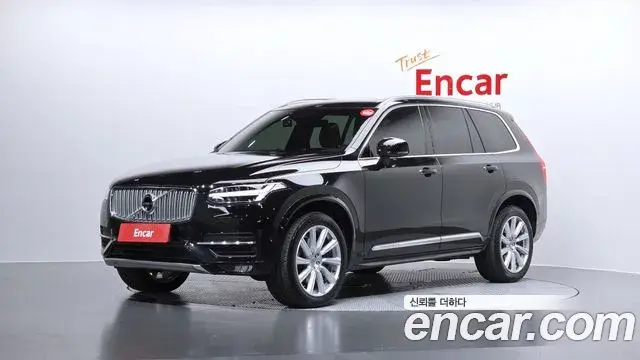 Volvo XC90 2019 — Фото 1/20
