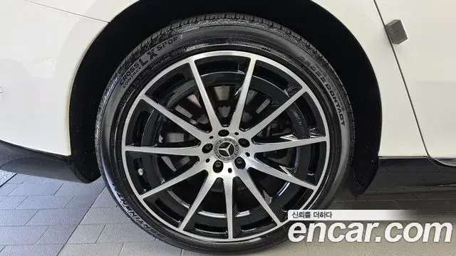 Mercedes-Benz EQS 2022 — Şəkil 19/34