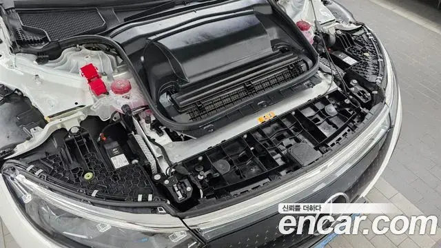 Mercedes-Benz EQS 2022 — Şəkil 13/34