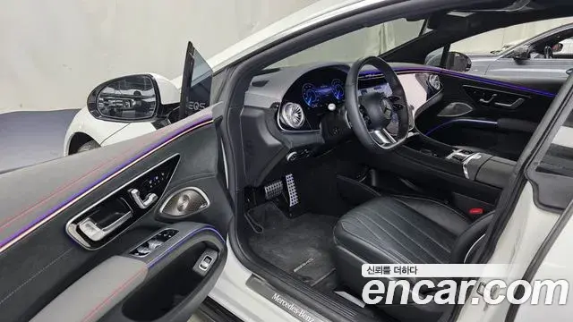 Mercedes-Benz EQS 2022 — Şəkil 21/34