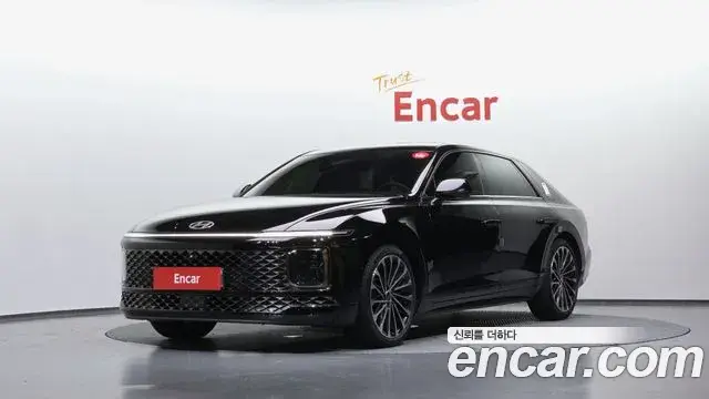 Hyundai Grandeur 2023 — Фото 1/20