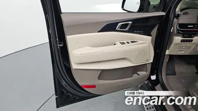 Kia Carnival 2026 — Şəkil 27/34