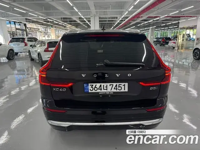 Volvo XC60 2026 — Photo 12/15