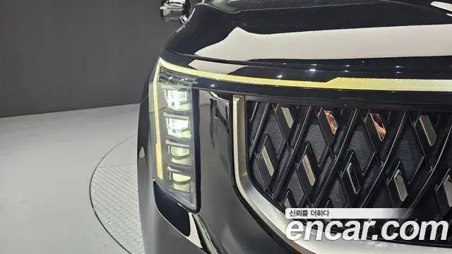 Kia Carnival 2023 — Şəkil 9/36
