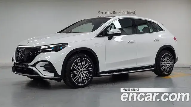 Mercedes-Benz EQE SUV 2023 — ფოტო 4/17