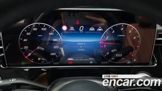 Mercedes-Benz E-Class 2024 — ფოტო 32/32