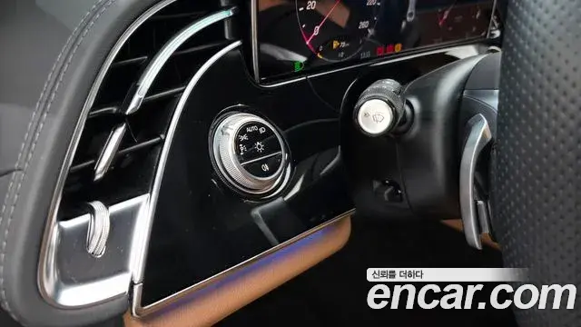 Mercedes-Benz E-Class 2024 — ფოტო 8/32