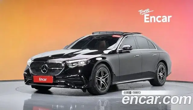 Mercedes-Benz E-Class 2024 — ფოტო 16/32
