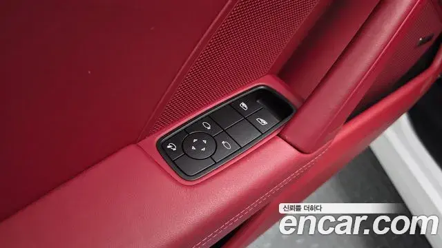 Porsche 911 2024 — ფოტო 12/33