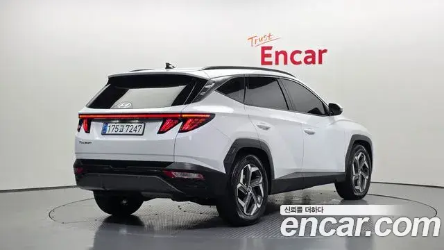 Hyundai The New Tucson 2021 — Фото 2/20