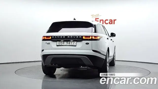 Land Rover Range Rover Velar 2018 — Фото 4/20