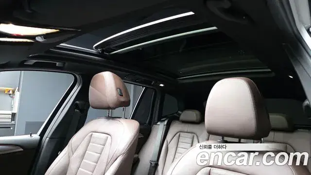 BMW X3 2018 — Photo 2/20