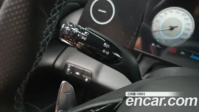 Hyundai The New Avante Hybrid 2022 — ფოტო 17/33
