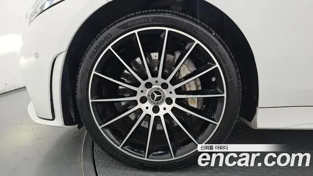 Mercedes-Benz CLS-Class 2020 — ფოტო 7/20