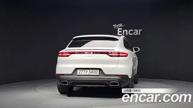 Porsche Cayenne 2020 — Фото 3/20