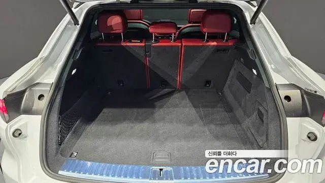 Porsche Cayenne 2020 — Фото 19/20