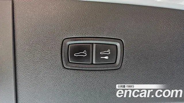 Porsche Cayenne 2020 — ფოტო 9/36