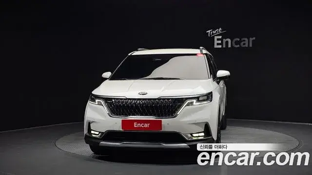 Kia Carnival 2021 — Фото 3/20