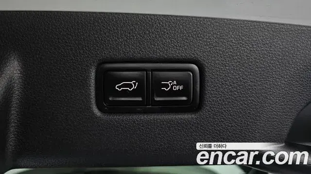 Kia Carnival 2021 — Фото 17/20