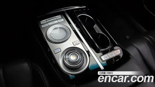 Genesis G80 2021 — Photo 19/20