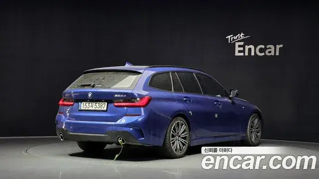 BMW 3 Series 2020 — Şəkil 20/31