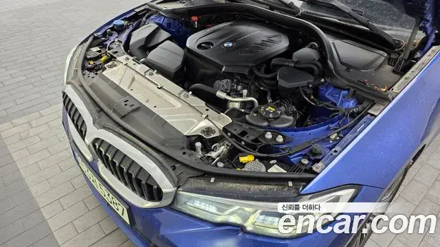 BMW 3 Series 2020 — Şəkil 18/31