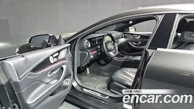 Mercedes-Benz CLS-Class 2022 — Фото 10/20