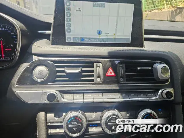 Genesis G70 2018 — Photo 3/12