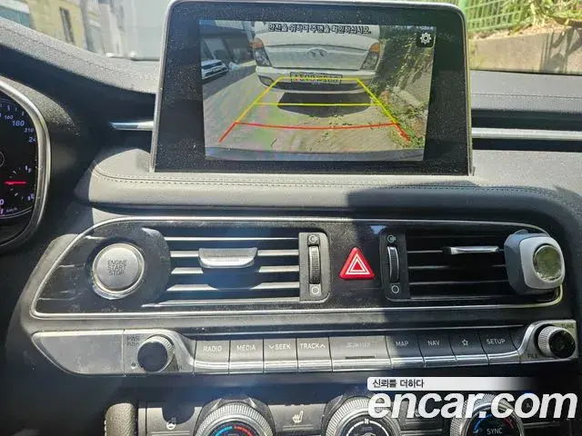 Genesis G70 2018 — Photo 5/12