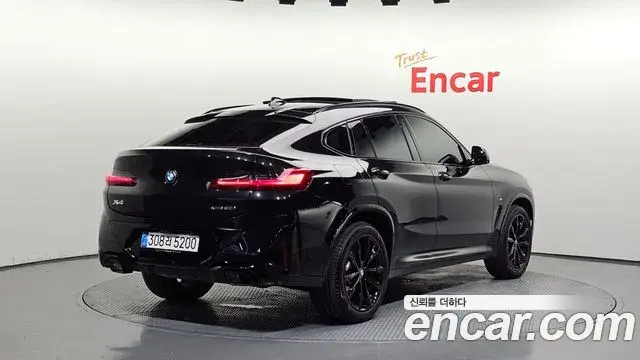 BMW X4 2025 — ფოტო 15/30