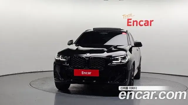 BMW X4 2025 — ფოტო 29/30