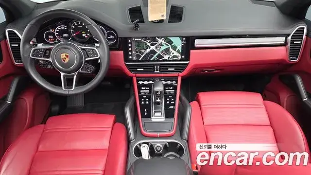 Porsche Cayenne 2023 — ფოტო 16/20