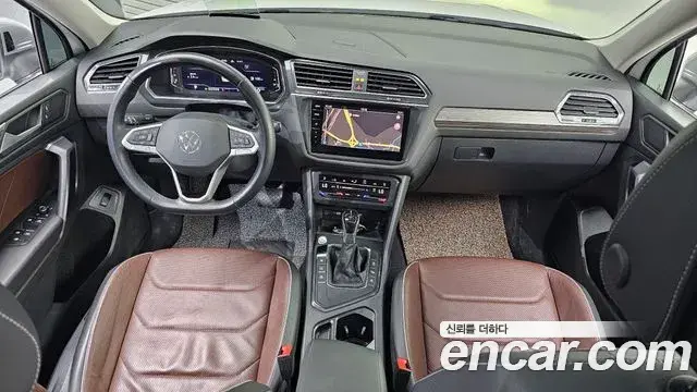 Volkswagen Tiguan Allspace 2022 — ფოტო 29/30