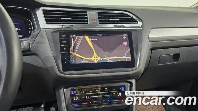 Volkswagen Tiguan Allspace 2022 — ფოტო 5/30