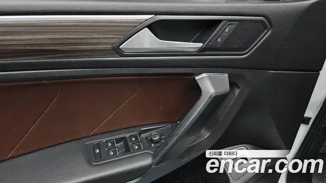 Volkswagen Tiguan Allspace 2022 — ფოტო 15/30