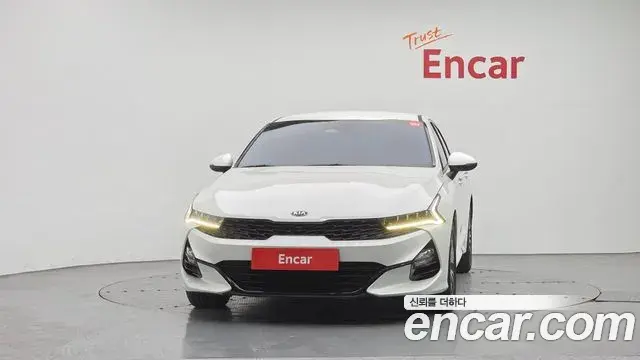 Kia K5 2020 — ფოტო 13/20