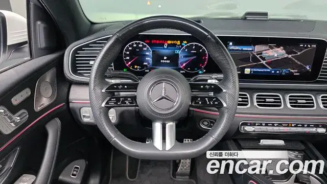 Mercedes-Benz GLE-Class 2023 — ფოტო 16/35