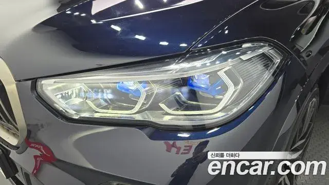 BMW X5 2021 — Şəkil 22/31
